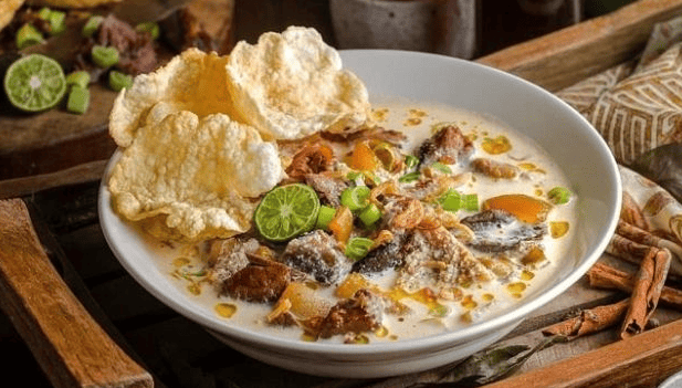 Kuliner Nusantara Soto Betawi yang Kaya Rasa dan Berkuah Gurih