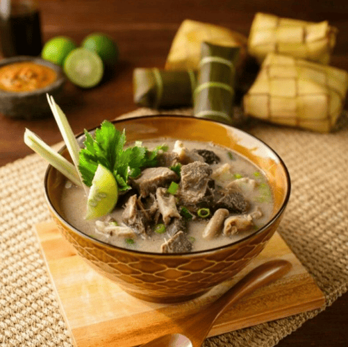 Kuliner Nusantara Sop Konro Makassar yang Kaya Rempah