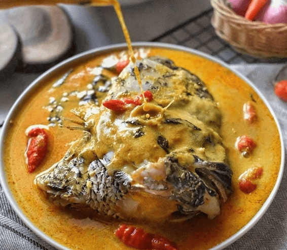 Gulai Ikan Padang Gurih Pedas Penuh Rempah