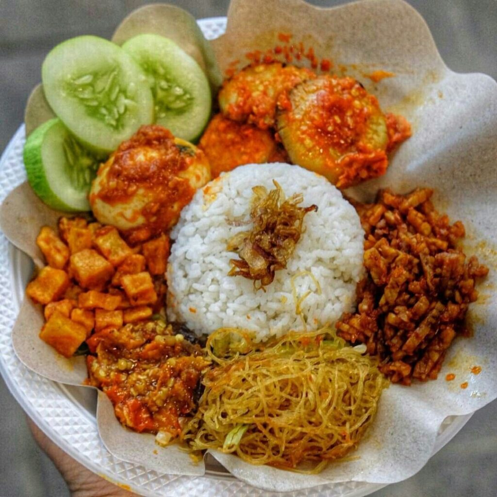 Nasi Uduk Harum Rempah dan Cita Rasa Khas Betawi