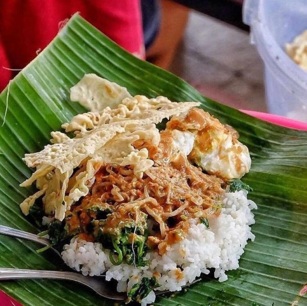 Nasi Pecel Cita Rasa Tradisional yang Menyatukan Kelezatan